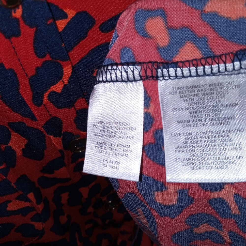 Jones Signature Leopard Print Blouse - Picture 3 of 4